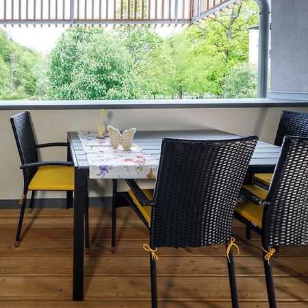 Ferienwohnung Narzisse - City Appartement Im Kurpark Bad Aussee Bagian luar foto
