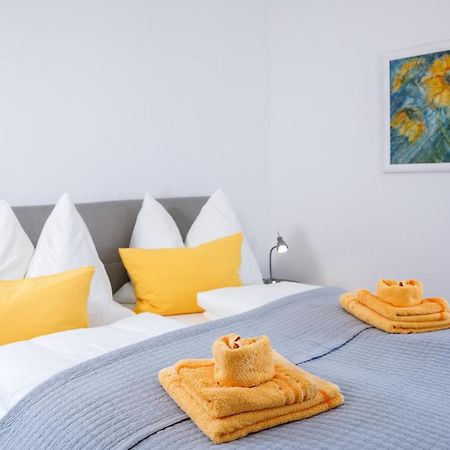 Ferienwohnung Narzisse - City Appartement Im Kurpark Bad Aussee Bagian luar foto