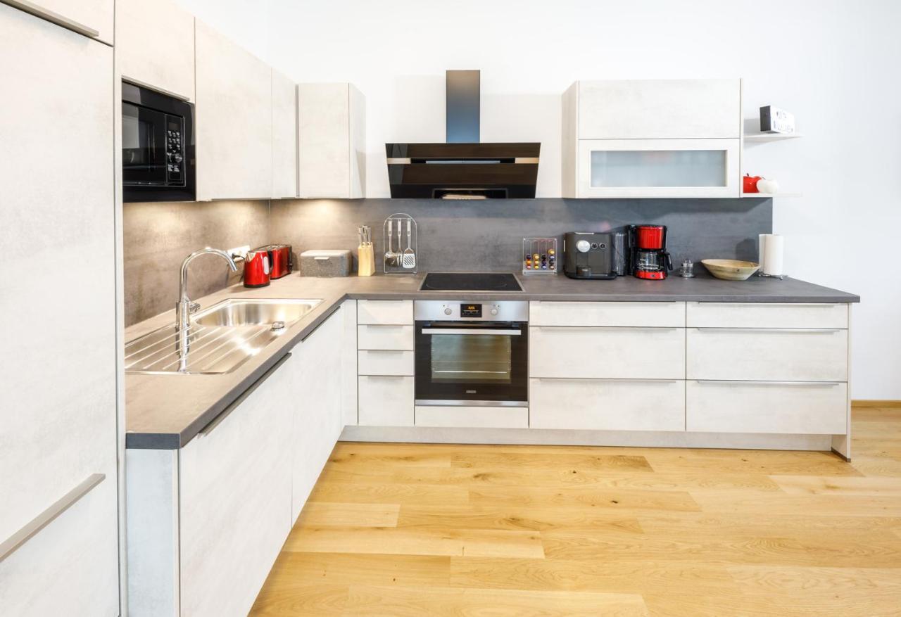 Ferienwohnung Narzisse - City Appartement Im Kurpark Bad Aussee Bagian luar foto