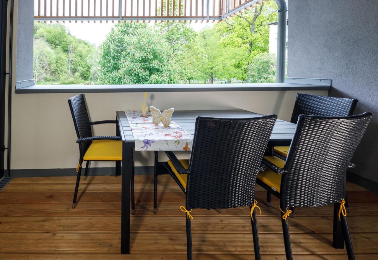 Ferienwohnung Narzisse - City Appartement Im Kurpark Bad Aussee Bagian luar foto